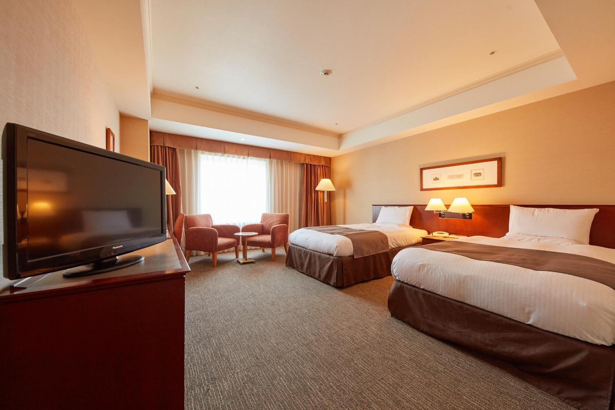 Rembrandt Hotel Ebina Bagian luar foto