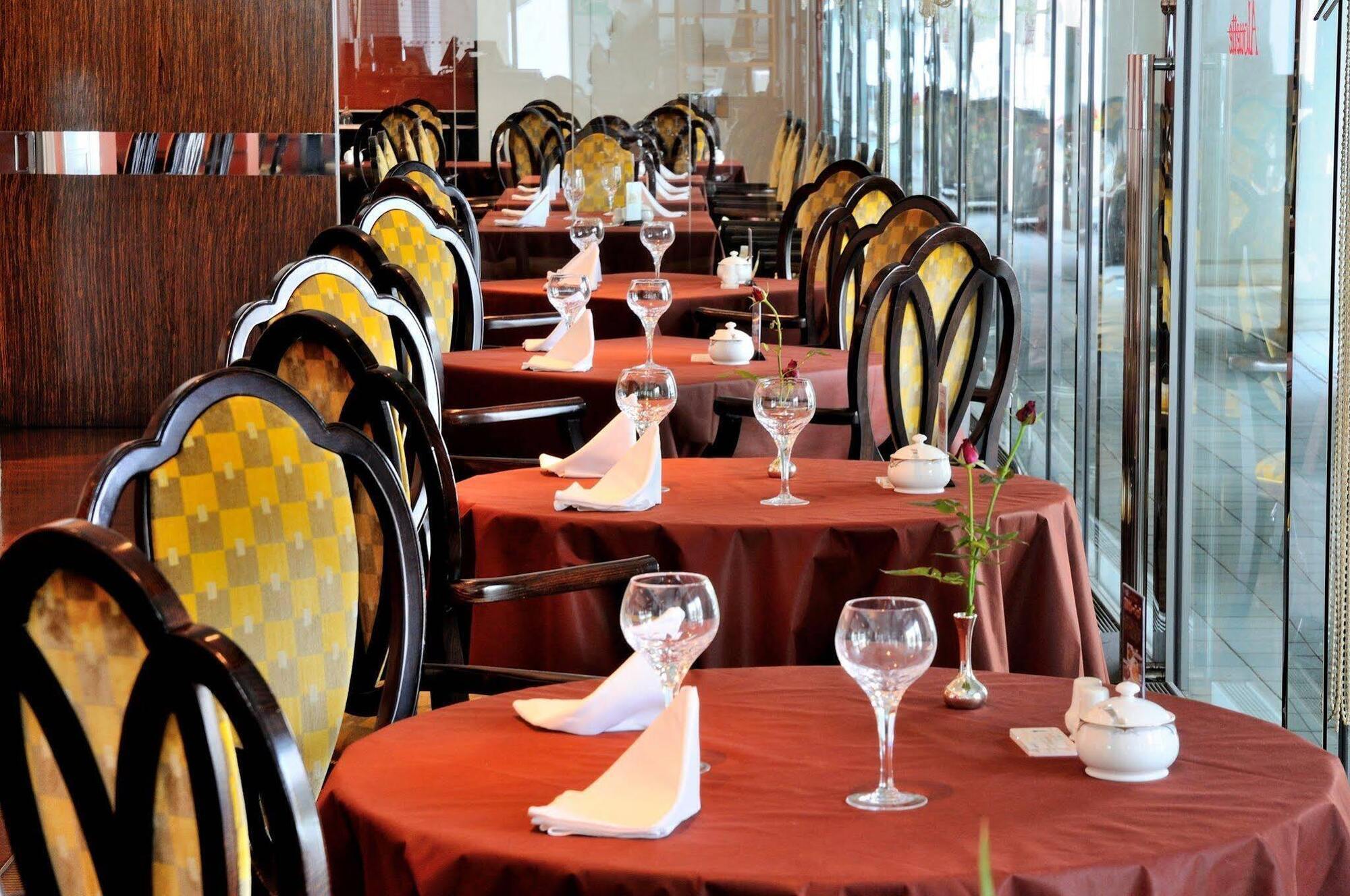 Rembrandt Hotel Ebina Bagian luar foto